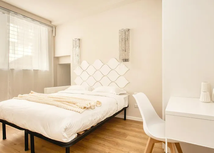 Hostmate - - Imperia's Pearl - Romolo Iulm アパート *