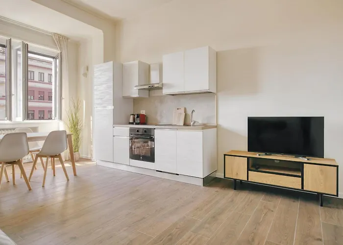 Hostmate - - Doria - Stazione