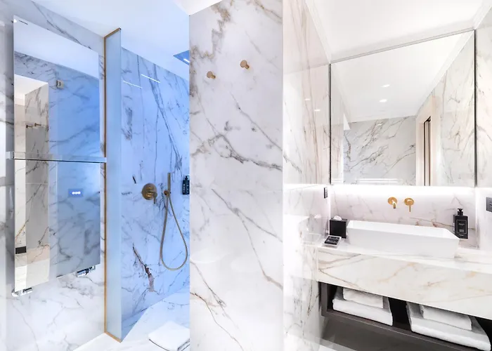 The Glamore Duomo Hotel Milan