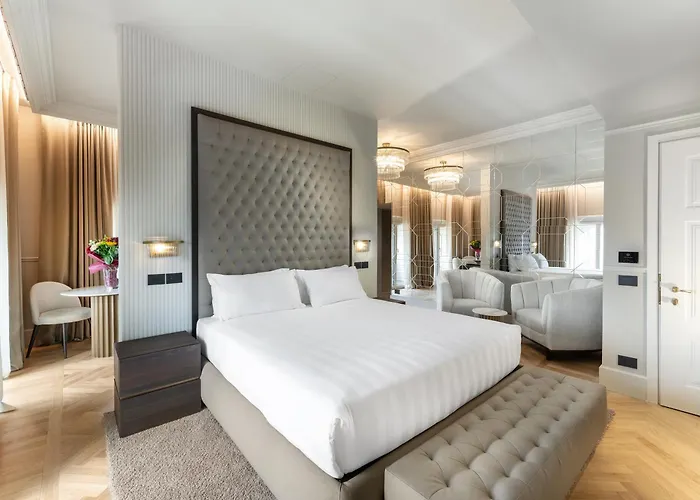 The Glamore Duomo 5* ميلان