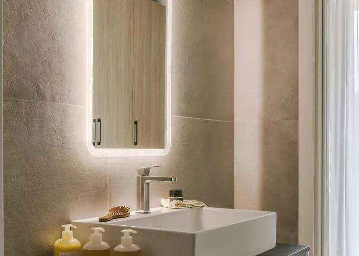 Aparthotel Numa Montenero Milano