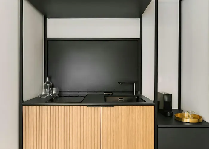 Bob W Milan Crocetta Μιλάνο