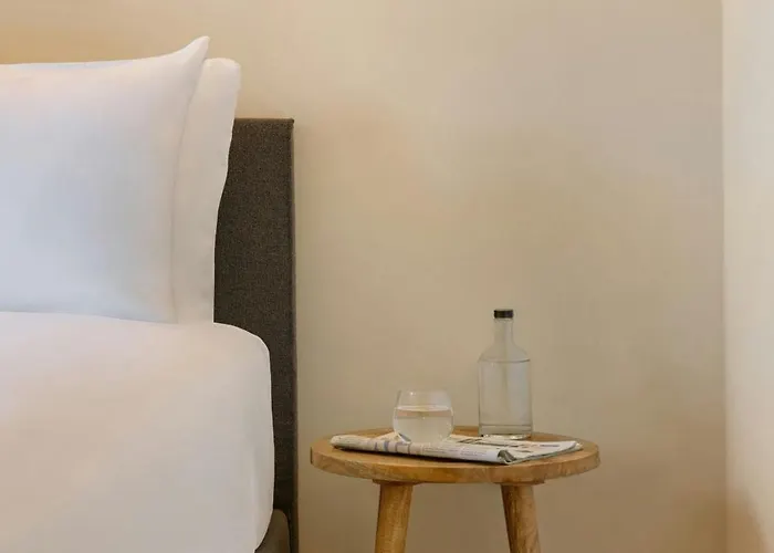 Bob W Milan Crocetta 3*