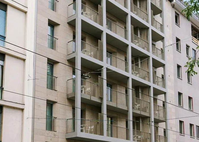 Bob W Milan Crocetta 3* Μιλάνο