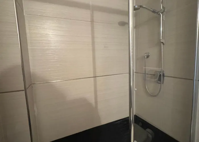 Farini House Apartmán *