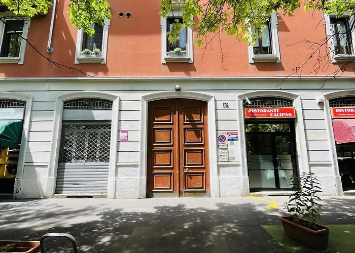 Correggio 12 Appartement