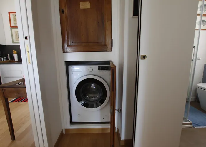 Caccialepori, Luminoso E Comodissimo Con Ac E Lift Appartement