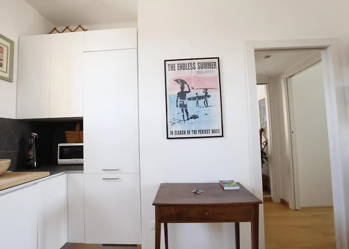 Caccialepori, Luminoso E Comodissimo Con Ac E Lift Appartement