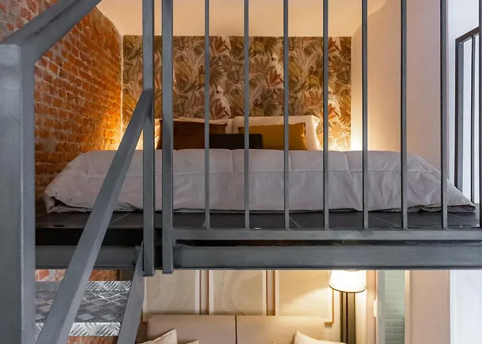 Youhosty - Design Isola Milano