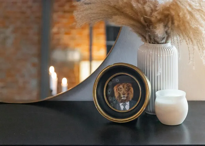 Youhosty - Design Isola *