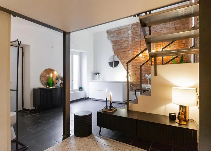 Youhosty - Design Isola