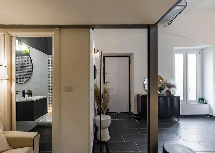 Lejlighed Youhosty - Design Isola