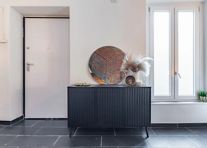 Youhosty - Design Isola