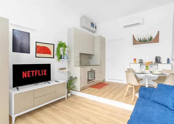 Duomo-navigli-porta Romana Gramuglihouse With Free Parking Appartamento