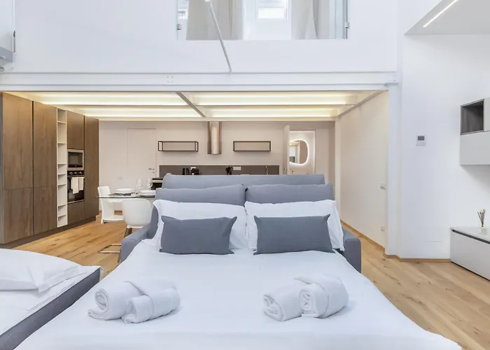 Luxury Loft Garibaldi Moscova * Mediolan