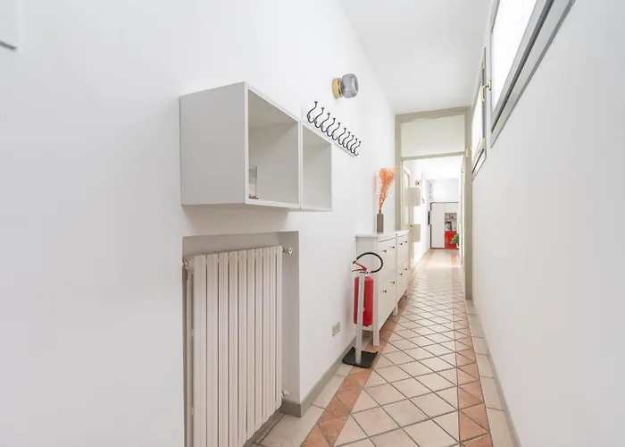 Appartamento Sunny With Terrace In Center By Rentopolis