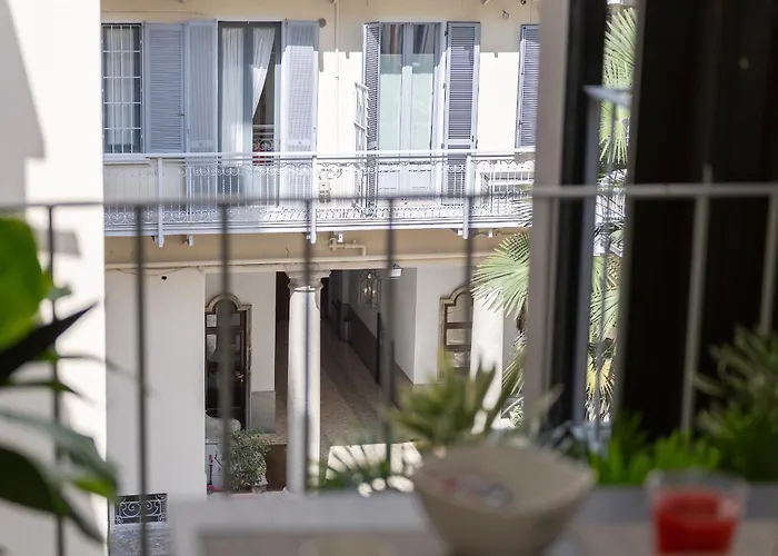 Appartamento Sunny With Terrace In Center By Rentopolis *