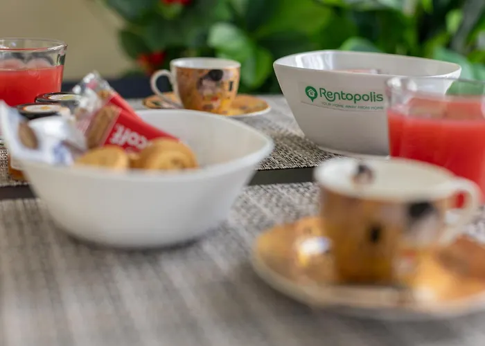 Sunny With Terrace In Center By Rentopolis Appartamento