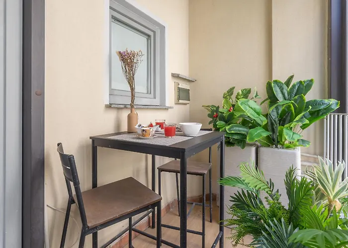 Sunny With Terrace In Center By Rentopolis Appartement