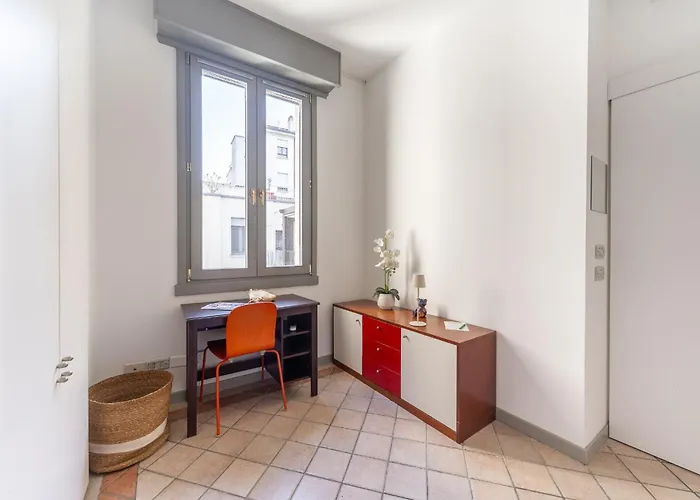 Sunny With Terrace In Center By Rentopolis Milano