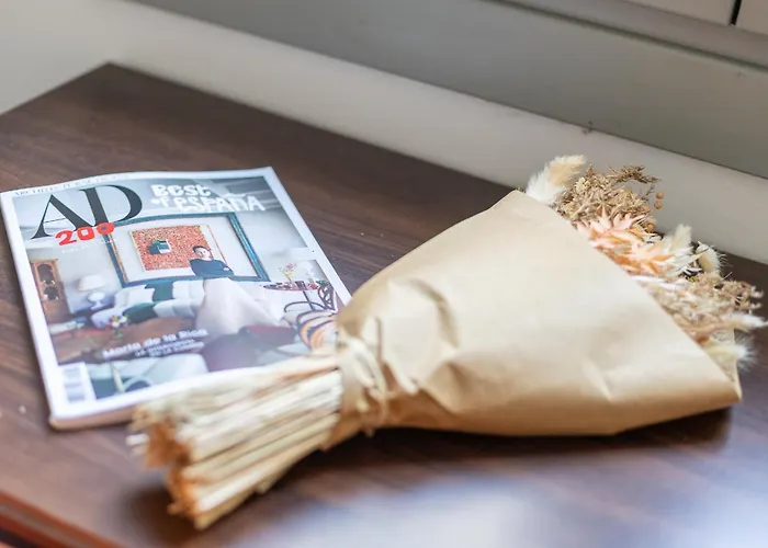 Sunny With Terrace In Center By Rentopolis Appartamento Milano