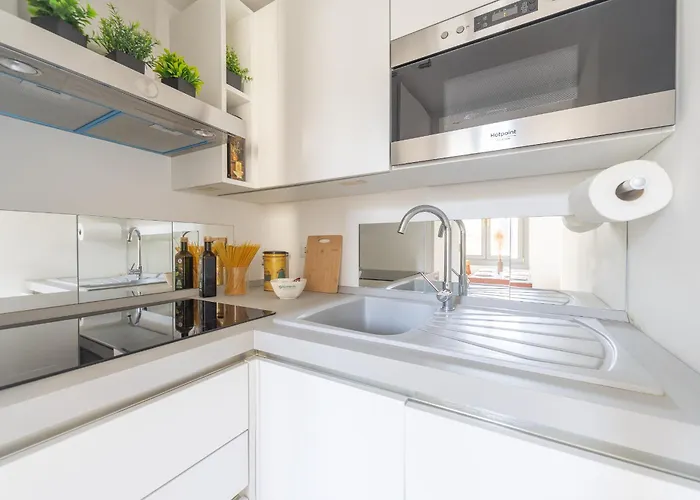 Appartamento Sunny With Terrace In Center By Rentopolis Milano