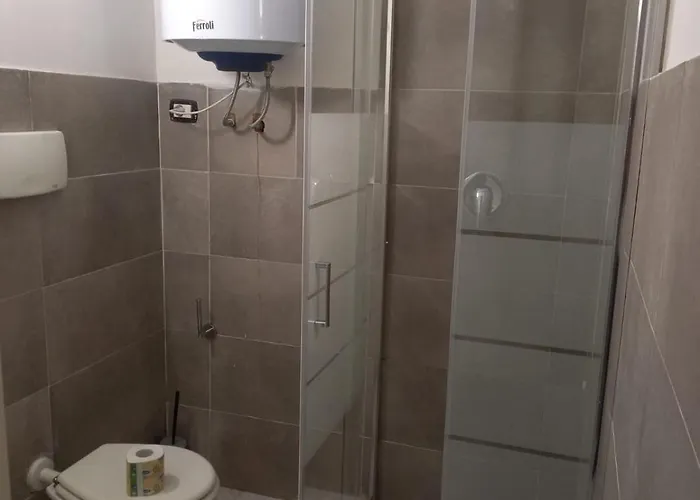 Lägenhet Bovisa Cosenz Village Con Giardino *