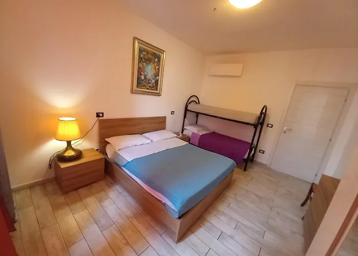 3 Station Free Parking Apartman *