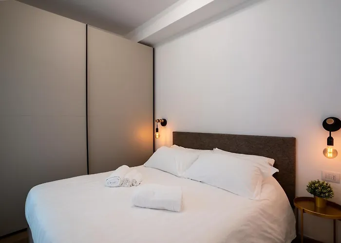 Teodorico - Quiet Garden View With Parking Appartamento *