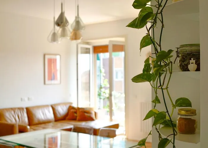 Amazing View On Navigli * Милан