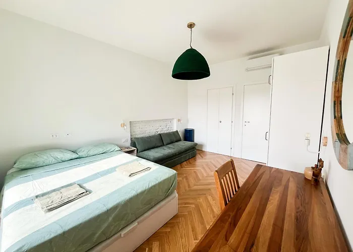 Апартаменты Amazing View On Navigli