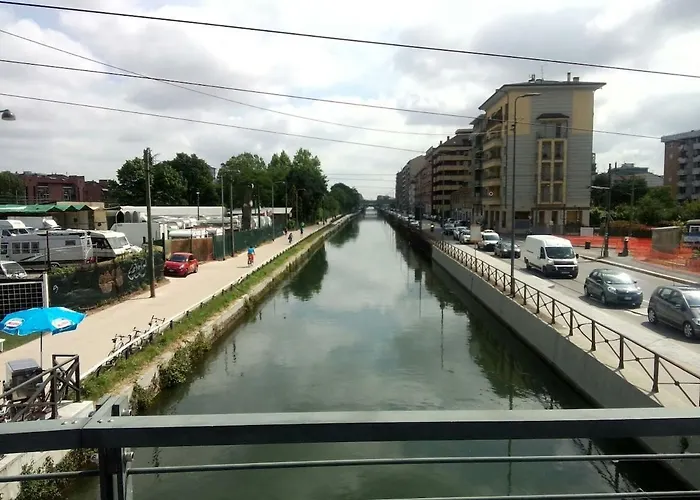 Cozy In Front Of Naviglio Grande