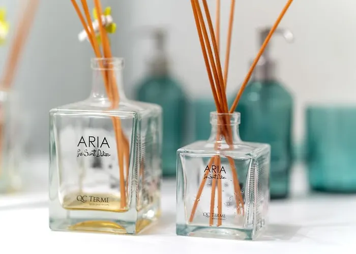 A 400m Dalla Metro Con Wifi Piu Parcheggio Privato Bici Apartmán *