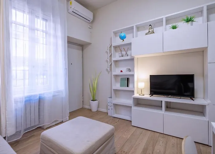 A 400m Dalla Metro Con Wifi Piu Parcheggio Privato Bici * Milán