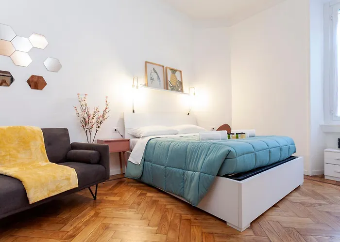 Appartamento 6 Min From Duomo Design In Milano