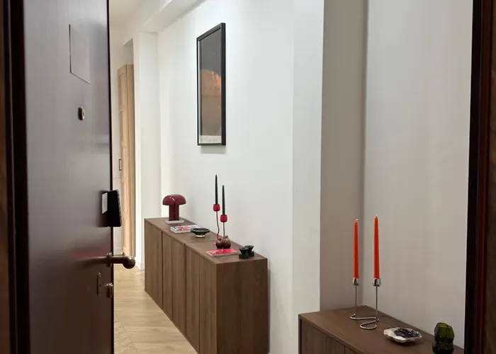 Bollicina - Free Parking, Ac & Balcony *