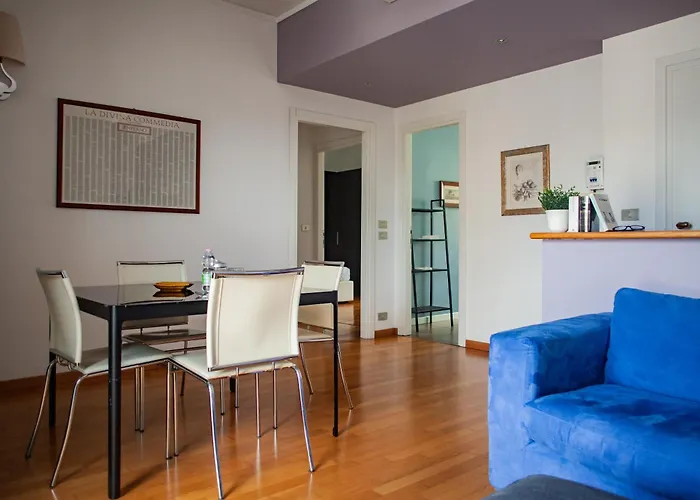 Apartamento Experience From A Penthouse 5 Minutes From The Duomo