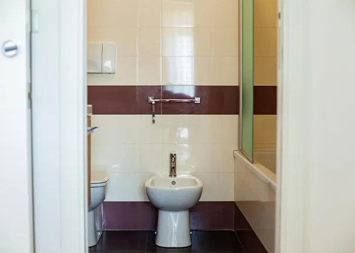 Experience From A Penthouse 5 Minutes From The Duomo Апартаменты Милан