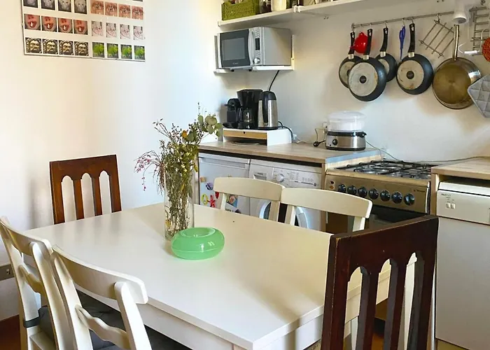 Cozy Loft In The Heart Of *