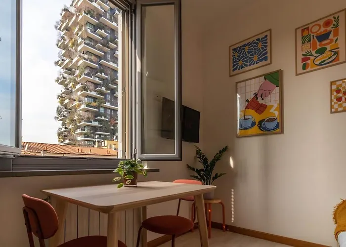 Unicredit And Bosco Verticale - Little House