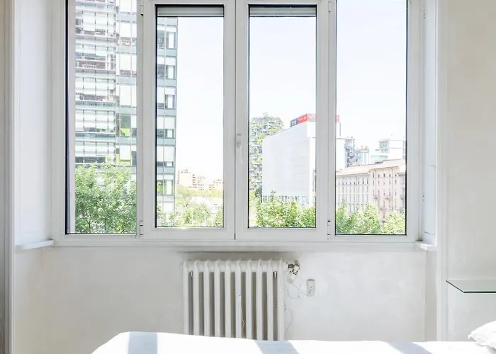 Designer House In Repubblica 公寓 *