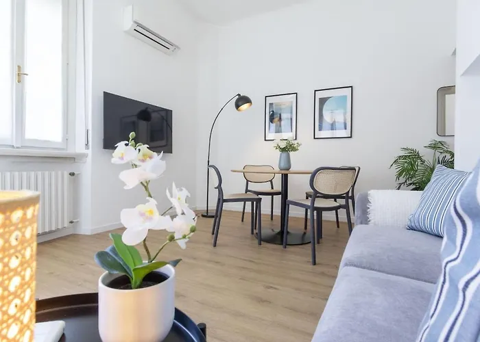 Casa Harmonia In San Siro Apartment *