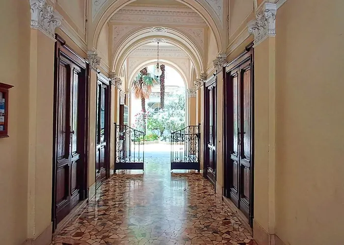 Mansarda Con Terrazzo Centralissima Lejlighed