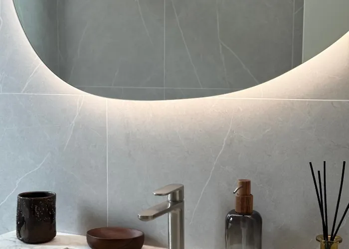 Bollicina - Free Parking, Ac & Balcony Apartamento Milão