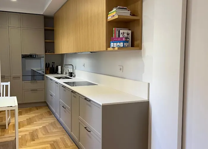 Dani - Double Bedroom With Private Bathroom Privat bolig *