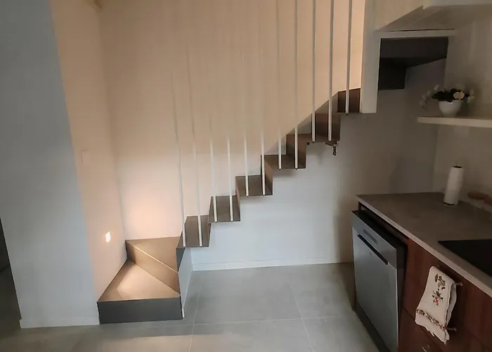 Secret Courtyard Apartment Milan