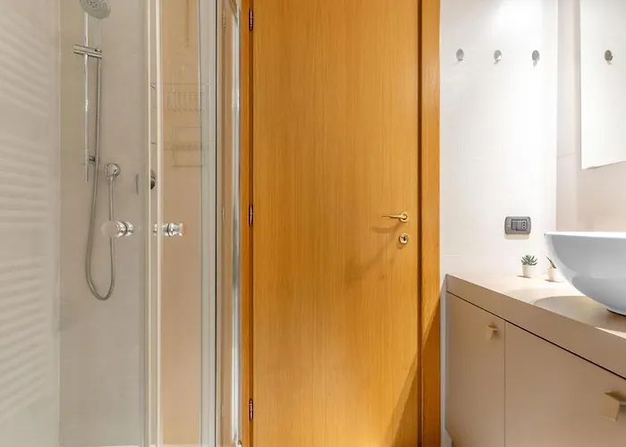 Ca2 - Loreto - Duomo- 10 Minutes From The Duomo - *