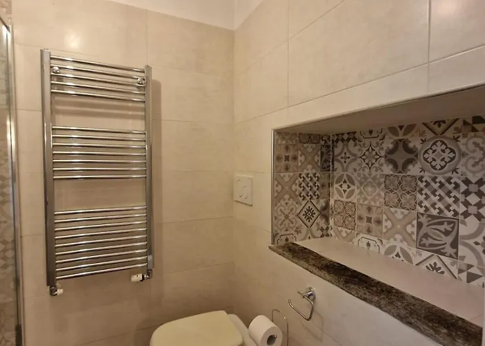 Reginamilanobnb In Porta Romana *