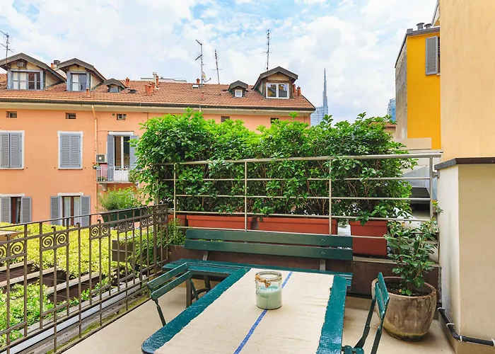 Luxury Terrace In The Center Of Garibaldi Train Station Brera Appartamento Milano