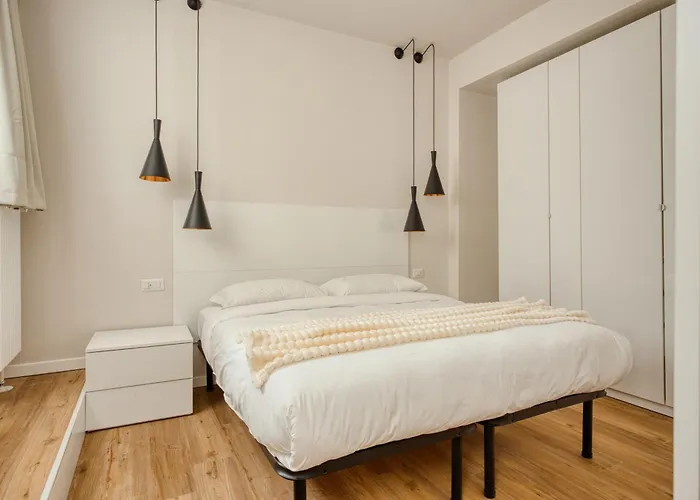 Hostmate - - Imperia's Warm - Romolo Iulm